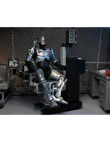 RoboCop Figura Ultimate Battle Damaged RoboCop with Chair 18 cm