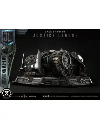Zack Snyder's Justice League Diorama Museum Masterline Bat-Tank