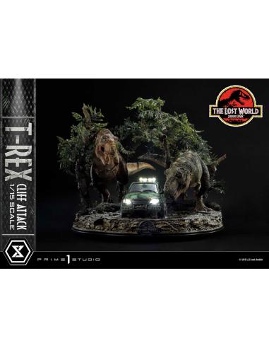 Jurassic World: The Lost World Estatua 1/15 T-Rex Cliff Attack 53 cm