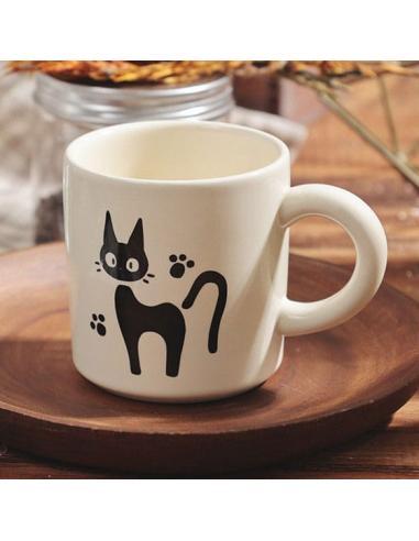 Nicky, la aprendiz de bruja Taza Jiji