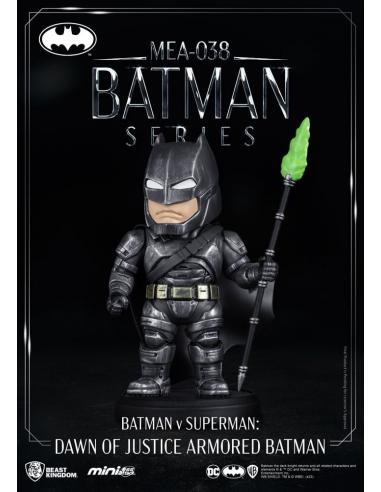 Batman v Superman: El amanecer de la justicia Figura Mini Egg Attack Armored Batman 8 cm