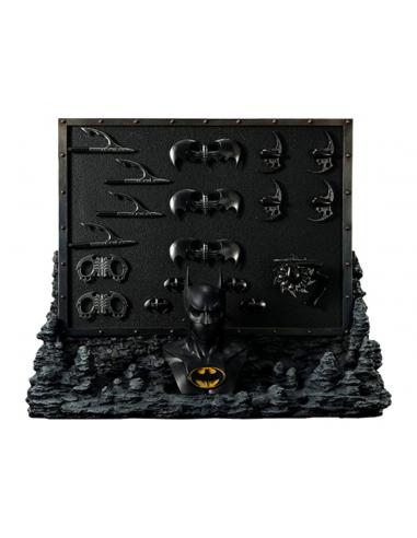 Batman Forever Diorama Museum Masterline Series 1/3 Batman Gadget Wall 49 cm