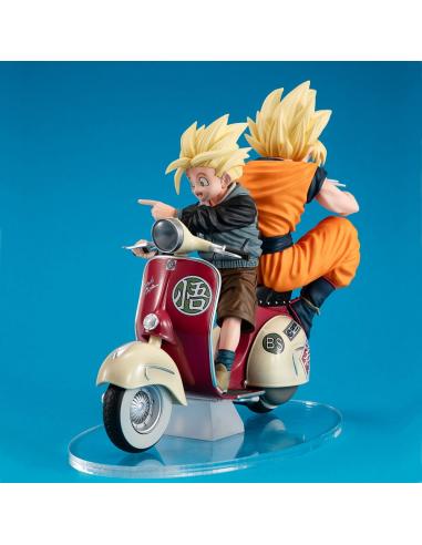 Dragonball Z 05 Desktop Real McCoy Diorama PVC Super Saiyan Son Goku & Super Saiyan Son Gohan & Motorbike 16 cm