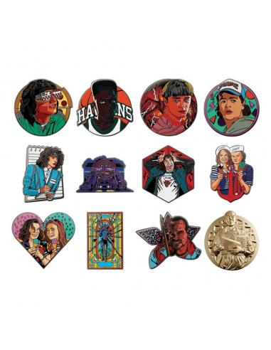 Stranger Things Chapas Expositor Mystery Pin Badge (12)