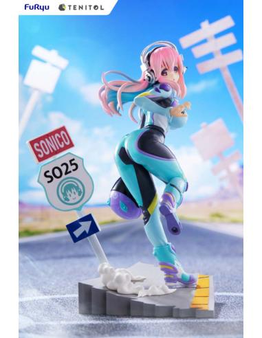 SUPER SONICO TENITOL FIGURE