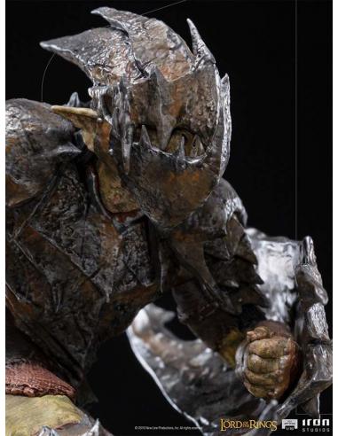 LOTR ARMORED ORC 1/10 ART STATUE