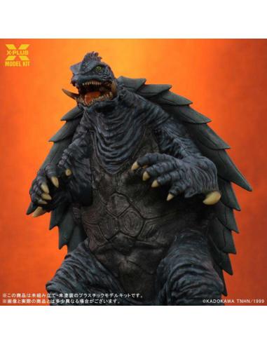 GAMERA 1999 PLASTIC MODEL KIT