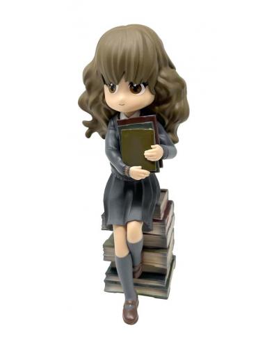 HP HERMIONE ON PILE OF SPELL BOOKS FIGUR