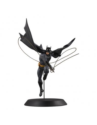 McFarlane Toys DC Direct Estatua a DC Designer Series Batman (by Dan Mora) 40 cm