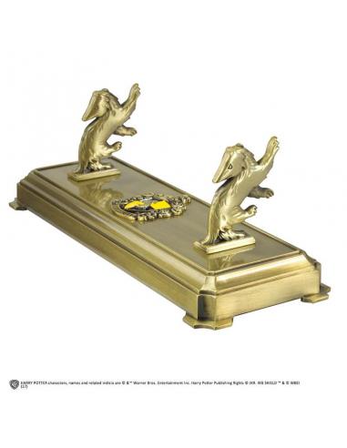HP HUFFLEPUFF WAND STAND