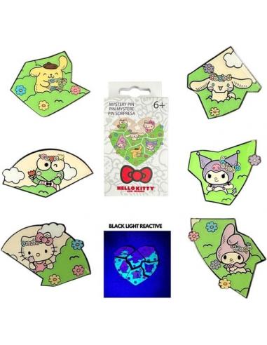 Funko Sanrio by Loungefly Chapas esmaltadas Blind Box Hello Kitty & Friends Flower Crown Puzzle Expositor (12)