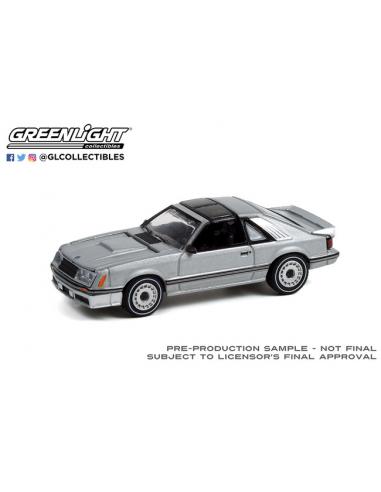 Ford Mustang GT - Gris"Muscle series 26" (1982) Greenlight 1/64