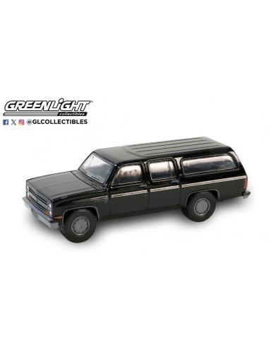 Chevrolet Suburban C10 "Black Bandit series 29" (1985) Greenlight 1/64
