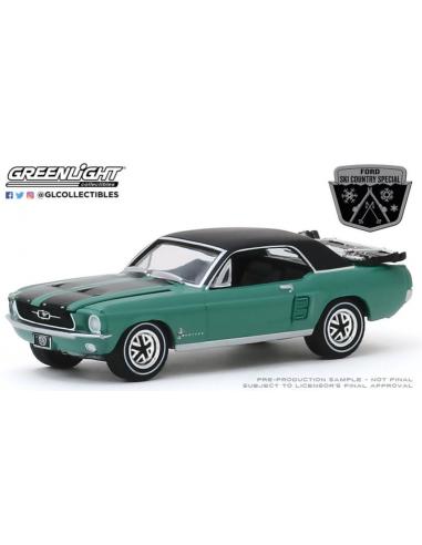 Ford Mustang "Especial esquí" Loveland Green (1967) Greenlight 1/64