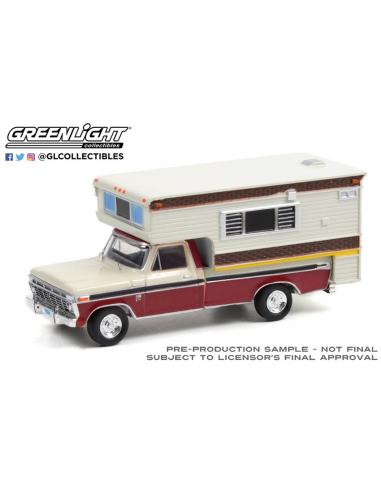 Ford F-250 Camper Special (1974) Greenlight 1/64