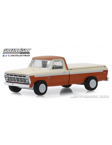 Ford F-100 con cama (1973) Blue Collar Collection Series 6 Greenlight 1/64