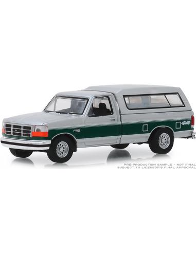 Ford F-150 XLT con caravana (1996) Blue Collar Collection Series 6 Greenlight 1/64