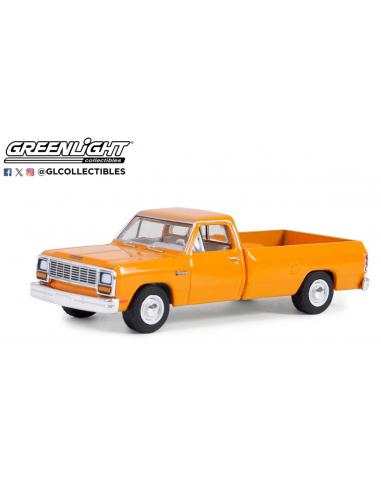 Dodge Ram D-250 – DOT Orange (1982) Blue Collar Collection Series 13 Greenlight escala 1:64