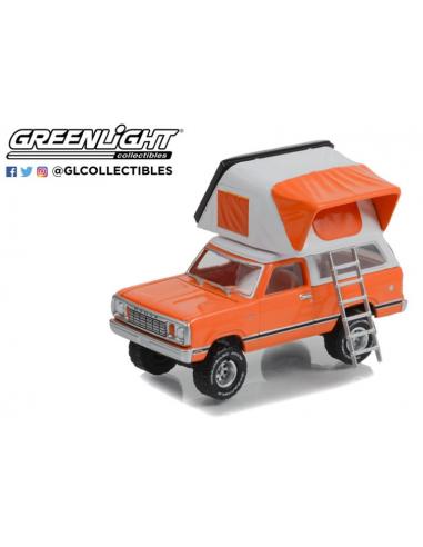 Dodge Ramcharger SE con tienda de campaña The Great Outdoors Series 2 Greenlight 1/64
