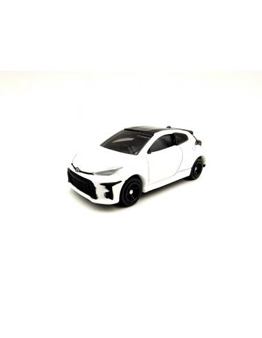 GR Yaris TD Tomica BX050 escala 1/64
