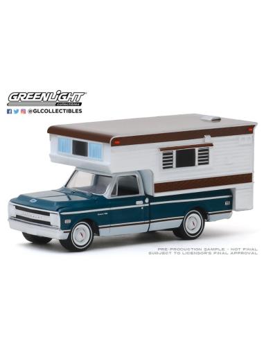 Coche de metal en miniatura Chevrolet C10 Cheyenne Camper(1969) Greenlight 1/64