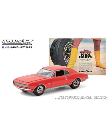 Coche de metal en miniatura Chevrolet Camaro Goodyear Vintage Ad Cars (1967) Greenlight 1/64