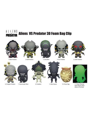 Monogram Int. Alien vs. Predator Colgantes PVC 3D Expositor (24)