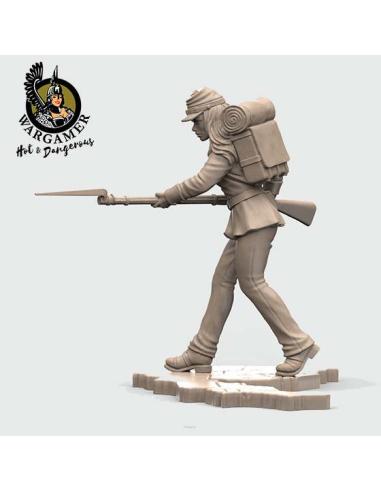 HOT AND DANGEROUS 54 mm CLARA FROM THE UNION INFANTRY
