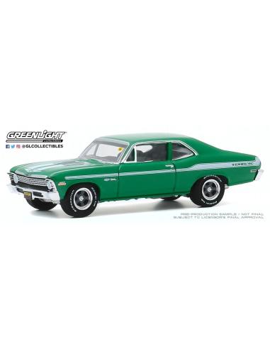 Coche de metal en miniatura Chevrolet Nova (1972) Mecum Auctions Greenlight 1/64