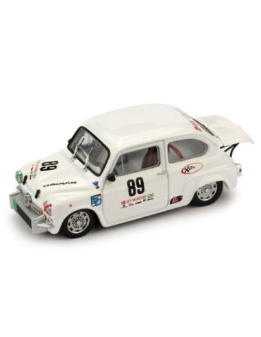 Coche de metal en miniatura Fiat Abarth 850TC "1° Historic Marathon, Nurburgring" nº 89 Borella-Pieraccini (2009) Brumm 1/43