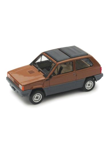 Coche de metal en miniatura Fiat Panda 45 Techo de lona cerrado (1981) Brumm R440-05 escala 1/43