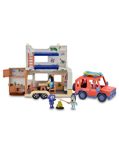 Coche familiar de Bluey con caravana