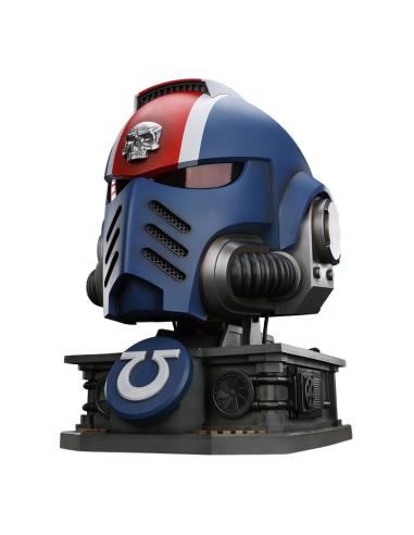 Joy Toy (CN) Warhammer 40,000: Space Marine 2 Réplica Ultramarines Lieutenant Titus casco con expositor 44 cm