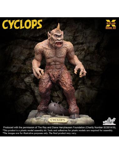 X-Plus Cyclops figura Plastic Model Kit 1/72 Renewal Package 23 cm