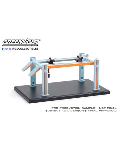 Coche de metal en miniatura Elevador de Taller "Gulf Oil" Auto Body Shop - Four-Post Lifts Series 1 Greenlight escala 1/64