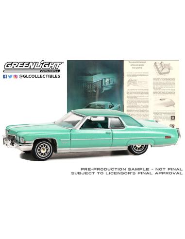 Coche de metal en miniatura Cadillac Coupe deVille "Vintage Ad Cars Series 9" (1971) Greenlight 39130 -D escala 1/64