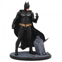 Estatua diorama Batman El Caballero Oscuro DC Comics 23cm