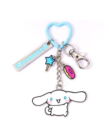 The Carat Shop Hello Kitty Llavero con colgantes Cinnamoroll 15 cm